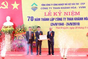 Bảng vàng thành tích